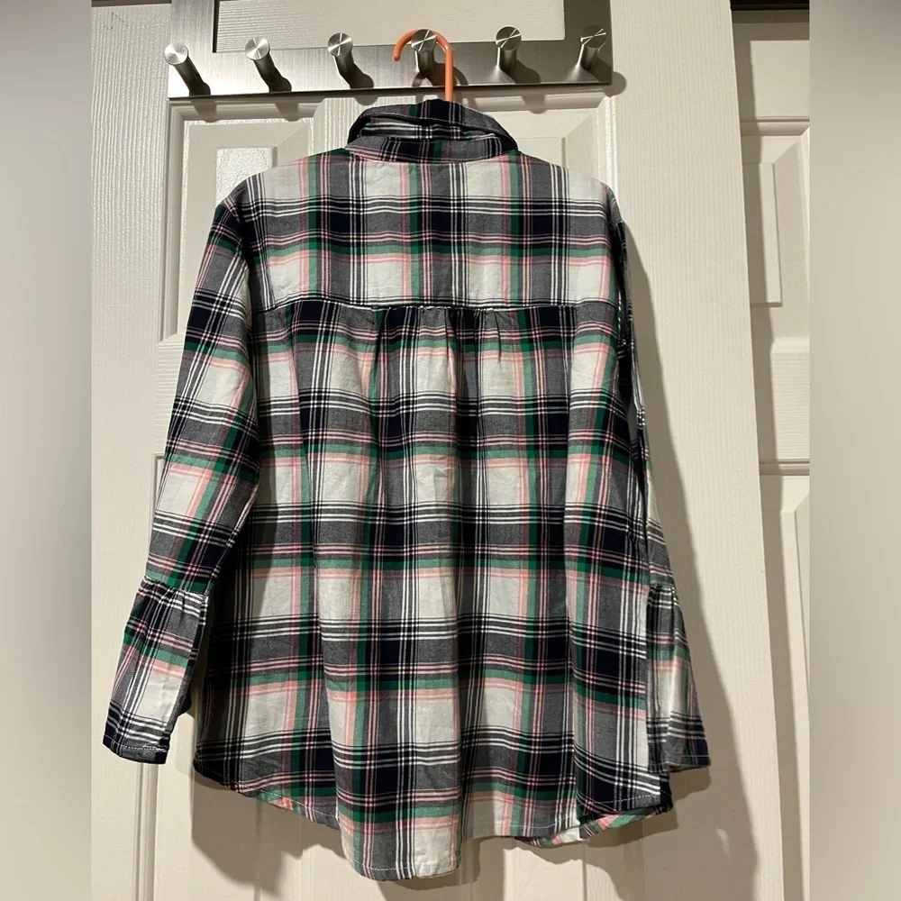 Gap girls button down plaid flannel with flutter sleeves